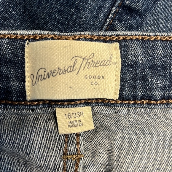Universal thread 16/33R mid rise curvy skinny jeans - Picture 4 of 6
